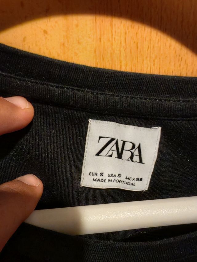 Camiseta Zara