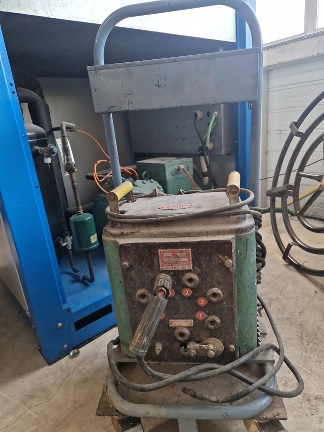 Makina de soldar ligur