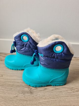 Botas de nieve bebé. Talla 20-21