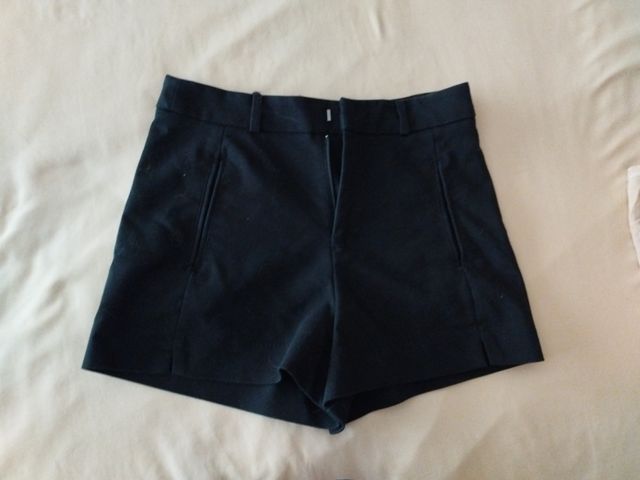Pantalón corto negro