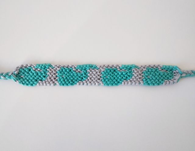 Bracciale balene macramè