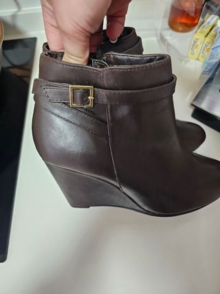 Botines número 38 