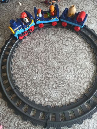 Playmobil 123 tren con via. 