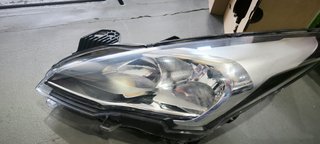 Faro Peugeot 5008 2015