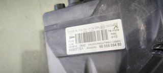Faro Peugeot 5008 2015