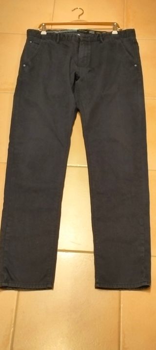 PANTALON AZUL MARINO.SLIM FIT