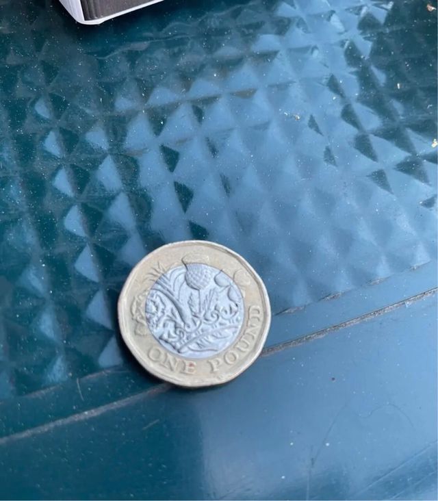 Moneta regina elisabetta