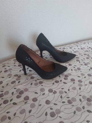 Zapato Zara tacón