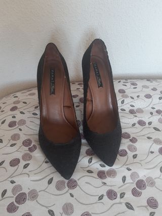 Zapato Zara tacón