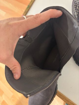 Botines t40 con caja nuevo a estrenar