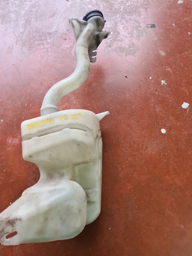 Depósito limpiaparabrisas berlingo