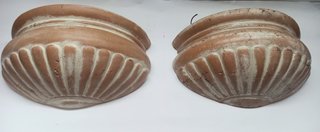 Due lampade applique a parete in terracotta