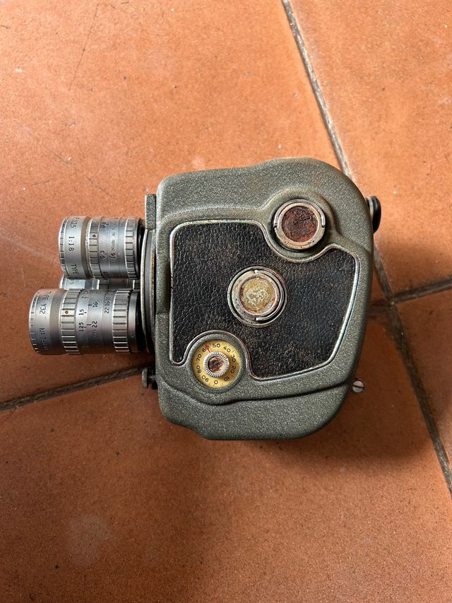 Cámara de cine antigua Beauliau Reflex TR8