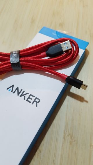 Cavo USB  (Samsung.  Tablet). 
