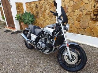 Yamaha V-max 1200 Modelo americano 150cv