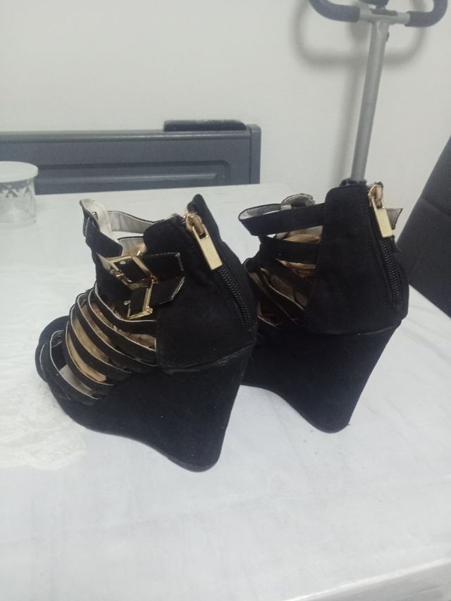 Zatteroni scamosciati con lampo