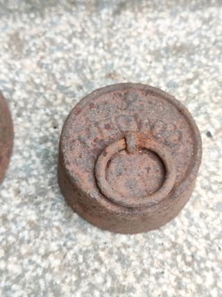 3 Pesos Ponderales Antiguos de Hierro para Balanza