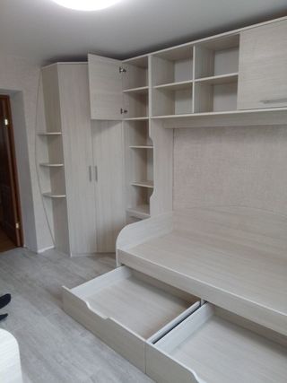 Montador muebles profesional en general .