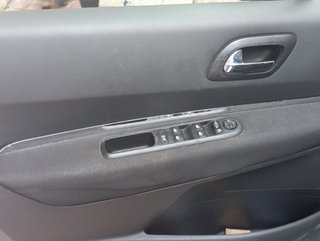 Peugeot 5008 2011
