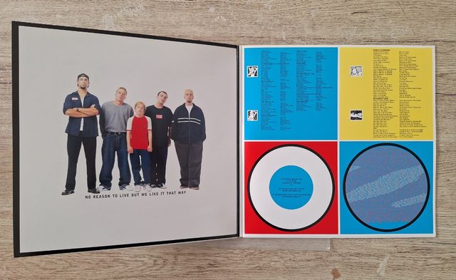 BLOODHOUND GANG - HOORAY FOR BOOBIES