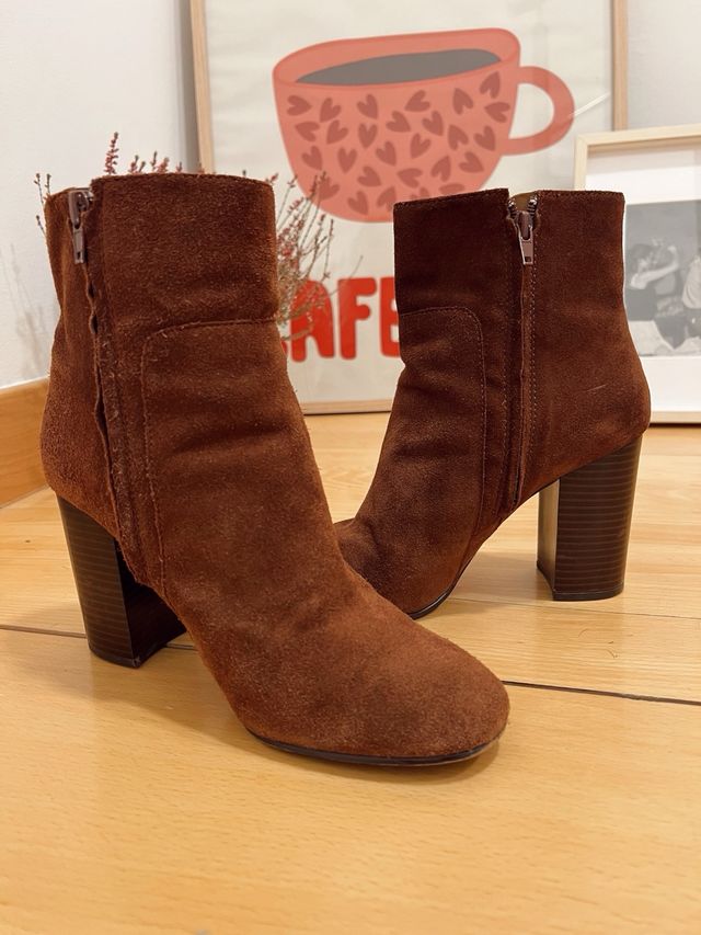 Botines marrones de ante