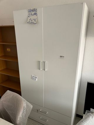 Armario mas 2 mesitas 199€