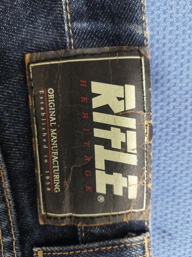 Jeans Rifle