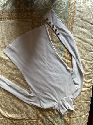 Jersey blanco fino Shein cuello alto talla M