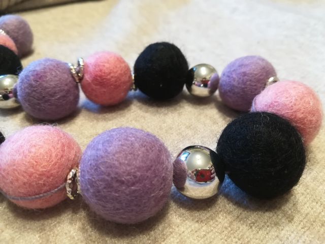 Collana in feltro artigianale