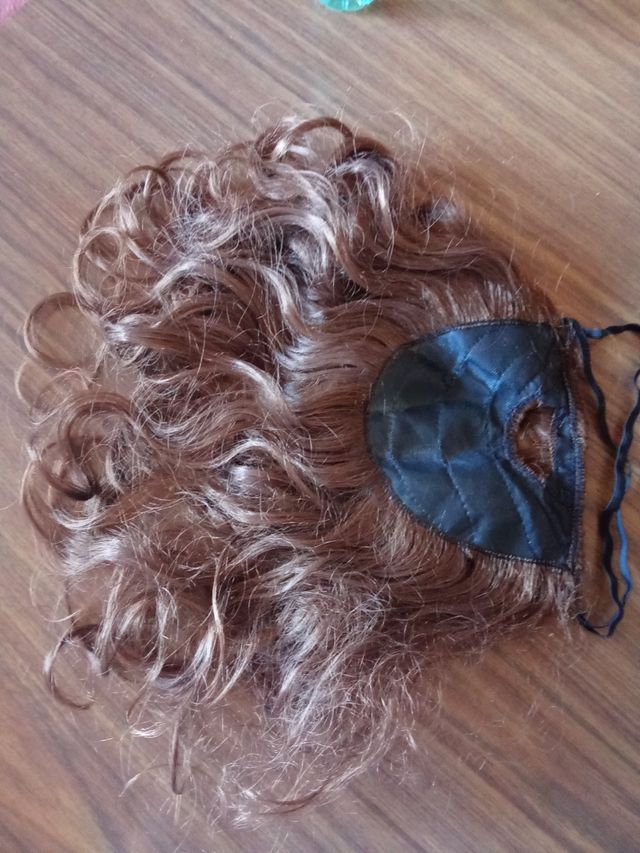 Peluca y barba vikinga pelirroja