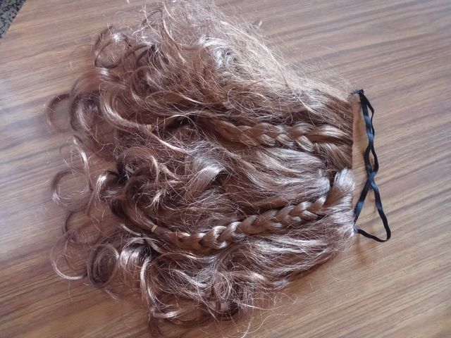 Peluca y barba vikinga pelirroja