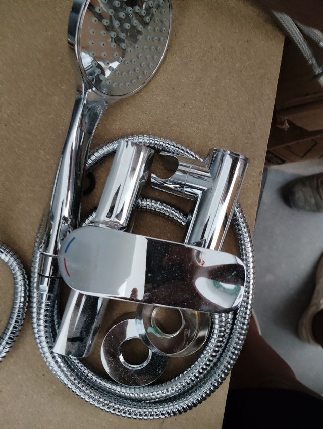 Grifos de Ramón soler baño entero