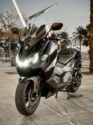 SYM MAXSYM TL508 Seguro y 5 años de garantía.