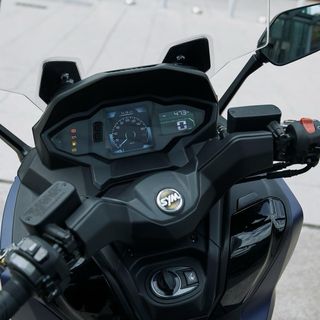 SYM MAXSYM TL508 Seguro y 5 años de garantía.