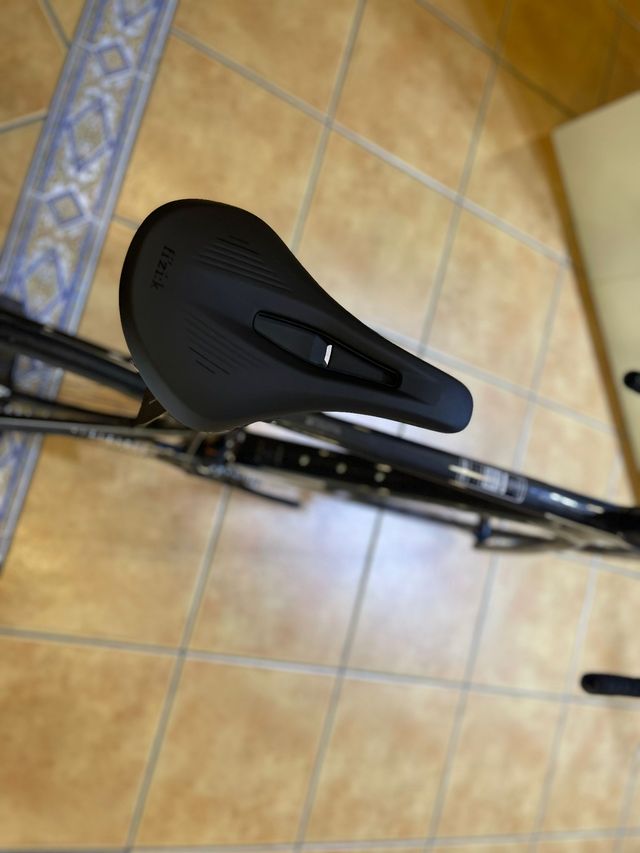 BERRIA BELADOR PRO SHIMANO 105 DI2