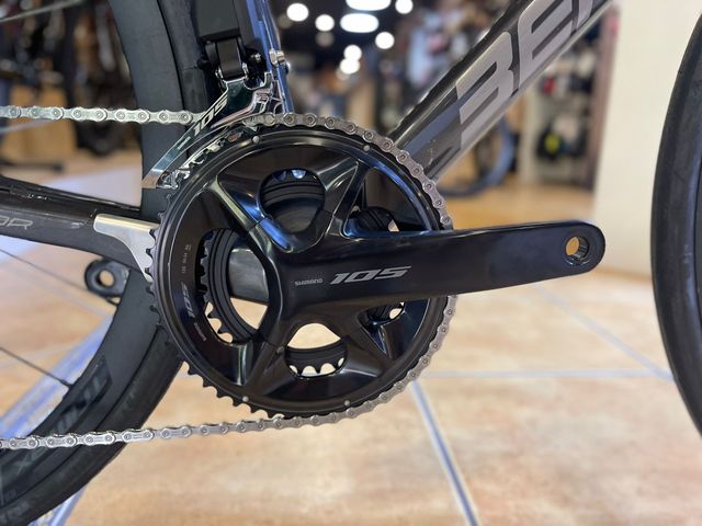 BERRIA BELADOR PRO SHIMANO 105 DI2