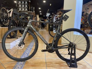 BERRIA BELADOR PRO SHIMANO 105 DI2