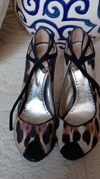 ZAPATOS TACON ROBERTO CAVALLI FOR H&M COMO NUEVOS