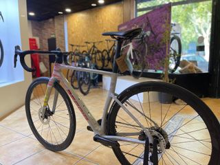 BERRIA BELADOR PRO ULTEGRA DI2