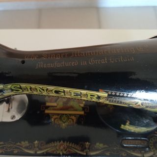 Máquina coser SINGER, antigua