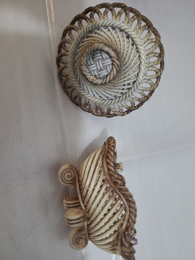 Antiguas y Finas Cestitas