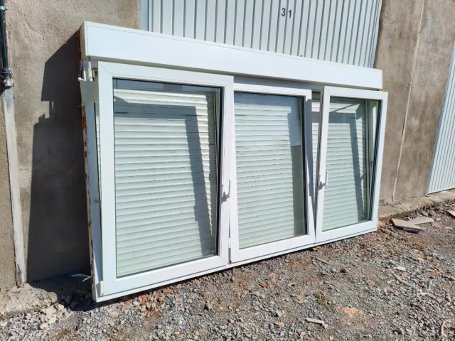 Ventana 3 metros PVC oscilobatiente