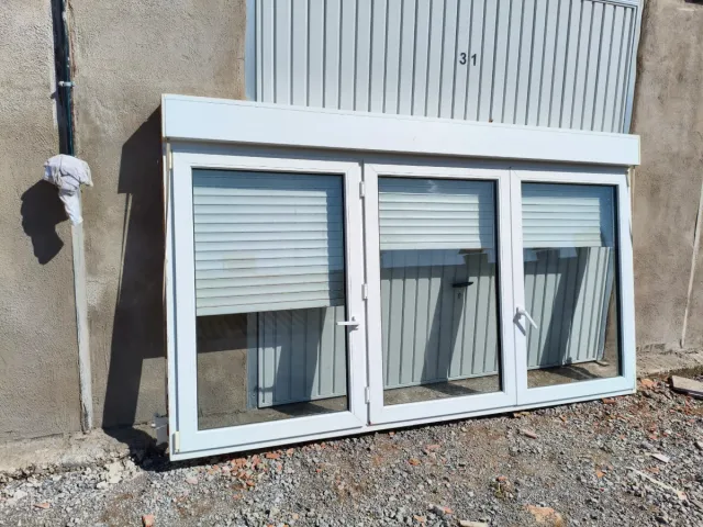 Ventana 3 metros PVC oscilobatiente