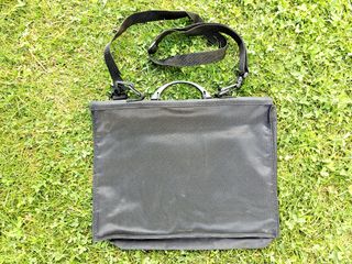 Mochila bandolera.