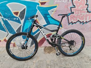 Giant trance