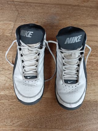 Zapatillas bambas baloncesto Nike. 42.5