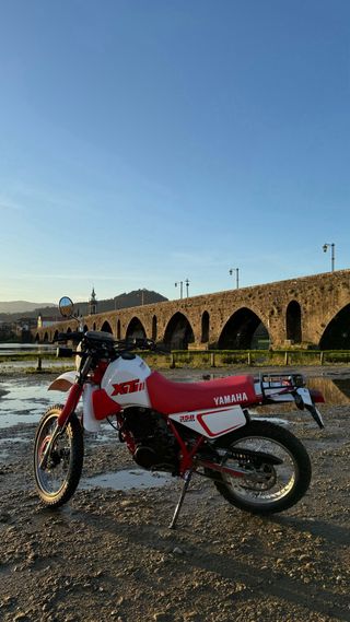 Yamaha XT350