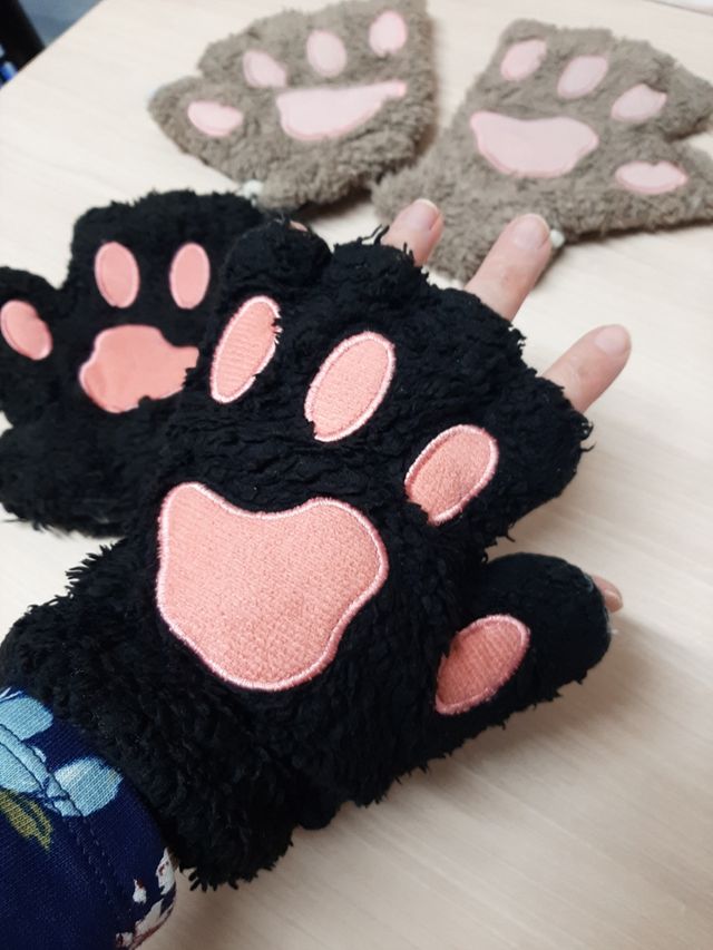 Set 2 paia guanti bimba8/10 anni