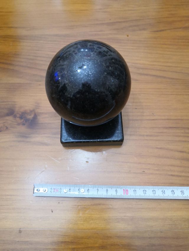 Sfera pietra minerale merlinite