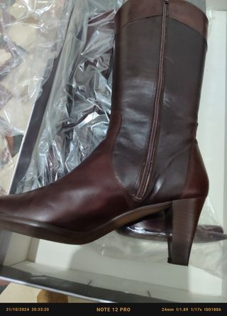 BOTAS ALTAS DE PIEL MARRONES